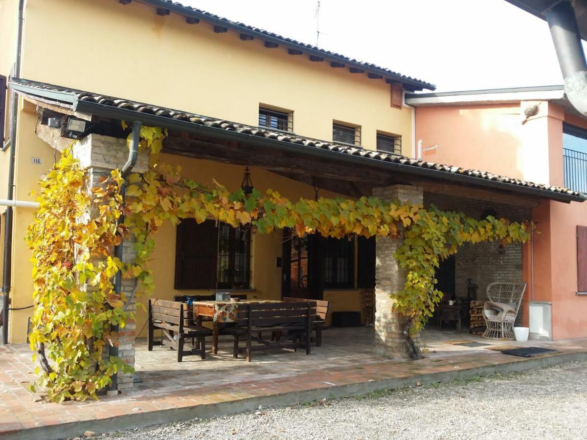 R&B Albero Cavo Parma Acomodação com café da manhã Exterior foto